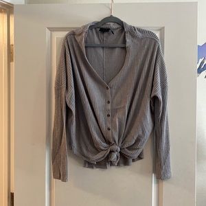 Long sleeve gray sweater